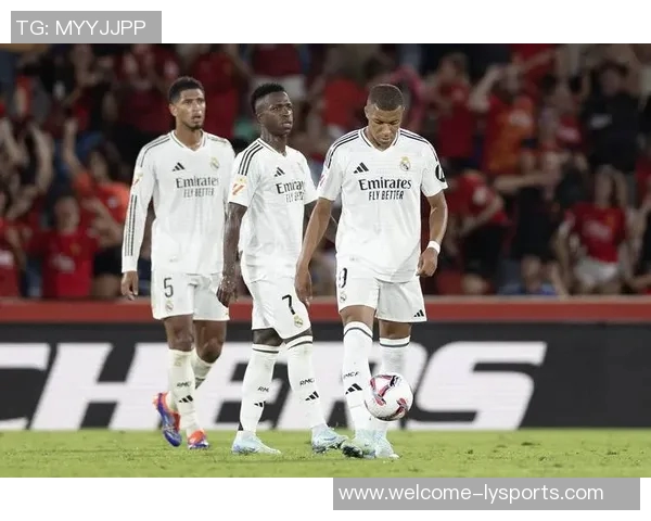 施洛特贝克与多特续约进展缓慢拜仁皇马或成新东家