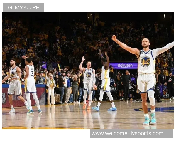 勇士在严控三巨头出场时间下逆袭湖人能否挑战时间老人夺冠