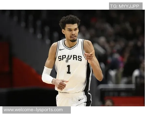 浓眉40分15篮板如同小孩对抗文班迅速进化令全联盟感到绝望