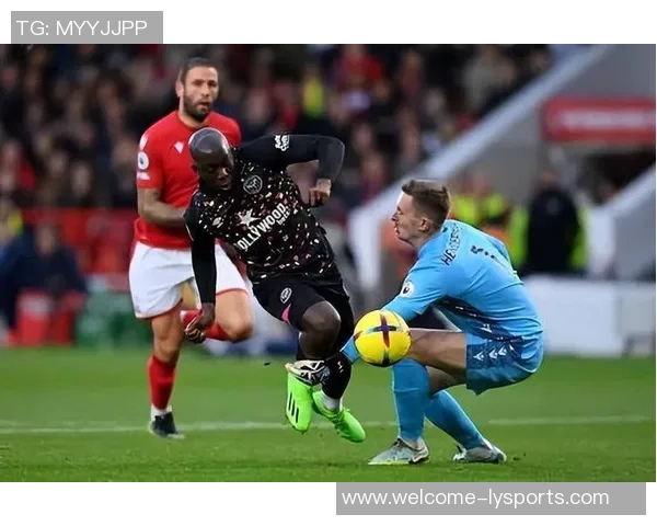 萨拉夫表现不佳半场仅得2分3助攻却犯规5次显露稚嫩状态 萨拉夫表现不佳半场仅得2分3助攻却犯规5次显露稚嫩状态